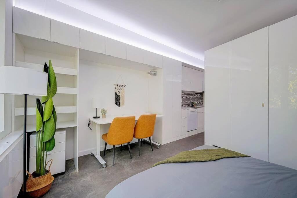 Kcm Tremont Oaks Apartments 3 Кливланд Екстериор снимка